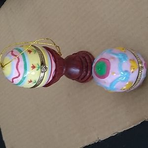Easter Egg Trinket Boxesseparately. (2)